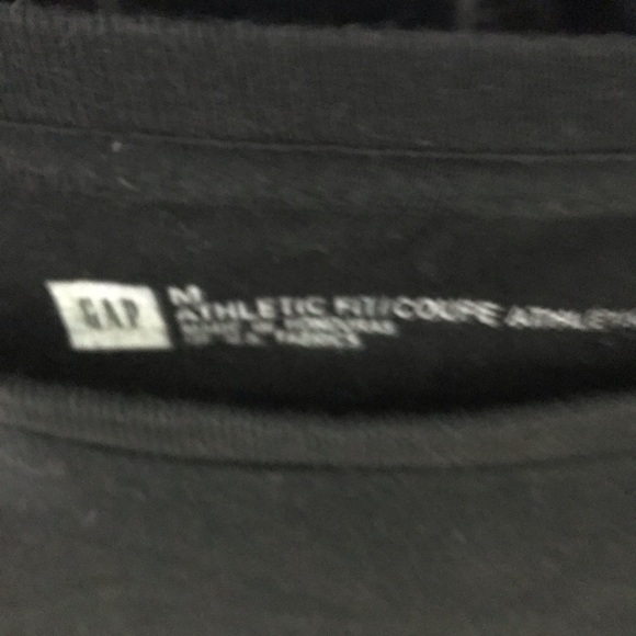 Gap Graphic Snake Black Shirt - Picture 4 of 4